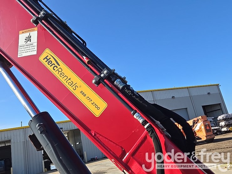 2022-yanmar-vio80-image-41