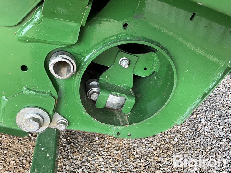 2024-john-deere-rd45f-image-11