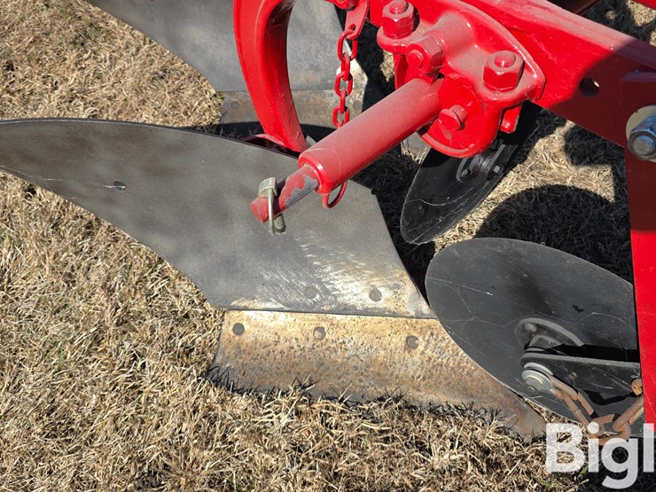 dearborn-2-bottom-plow-image-9