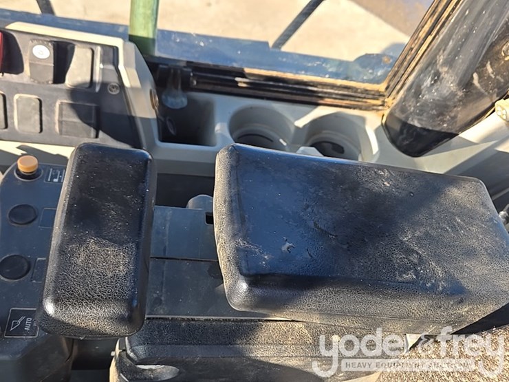 2016-caterpillar-950m-image-111