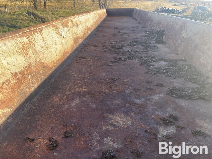 steel-feed-bunks-image-17