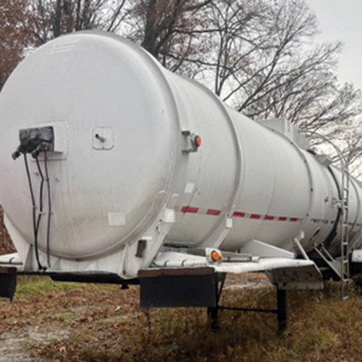 1985 TRAILMASTER TANKER