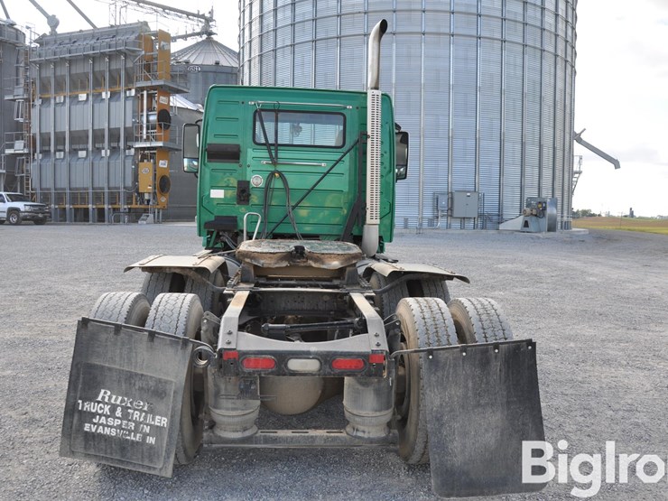 2009-volvo-vnl64t-t/a-truck-tractor-image-6