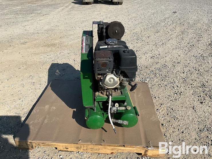 john-deere-ac-8gh-air-compressor-image-6