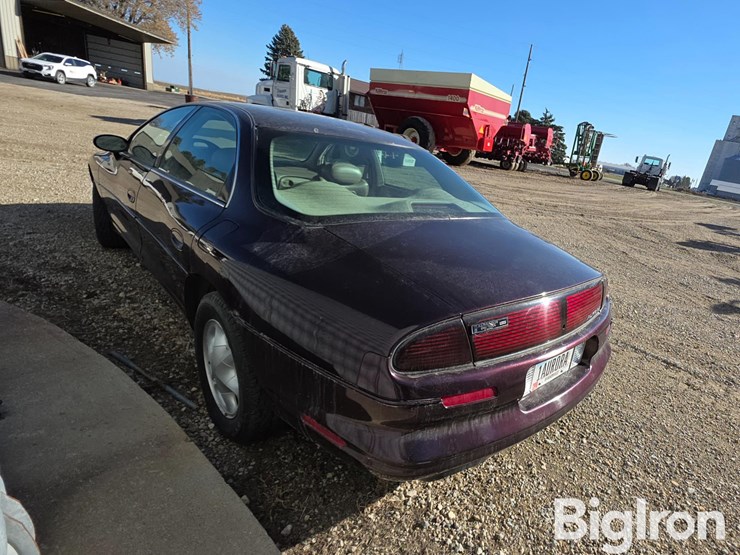 1995-oldsmobile-aurora-4-door-sedan-image-7