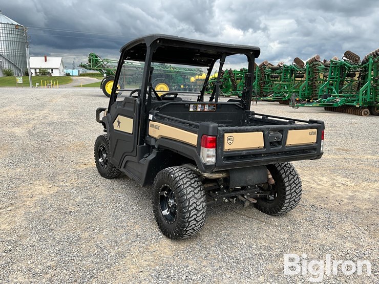 2023-john-deere-gator-image-7