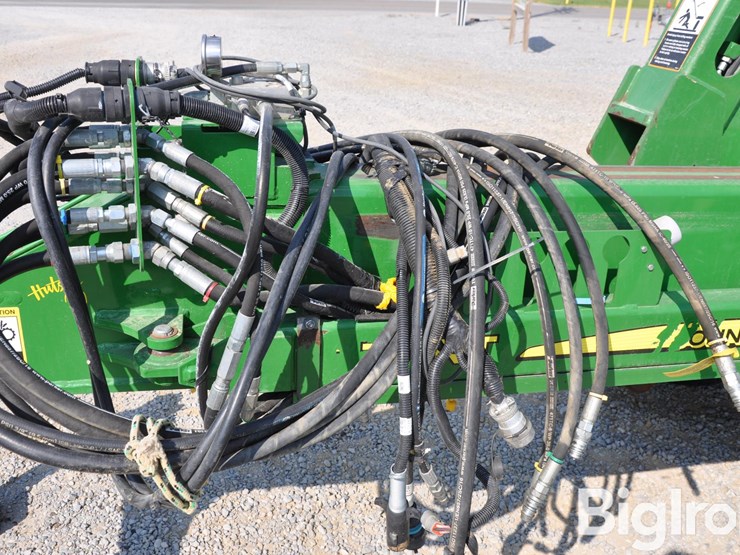 2015-john-deere-1775nt-image-13