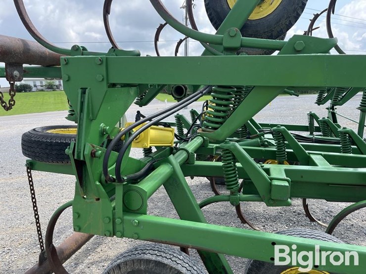 john-deere-1610-image-18