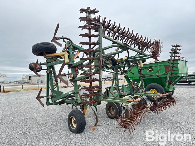 orthman-fallowmaster-930-42'-sweep-plow-image-7