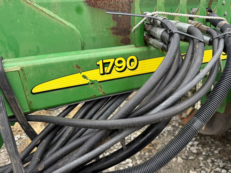 john-deere-1790-image-50