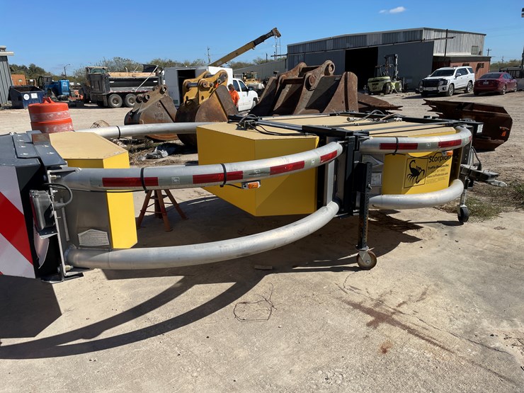 #6347-•-scorpion-crash-attenuator-image-4