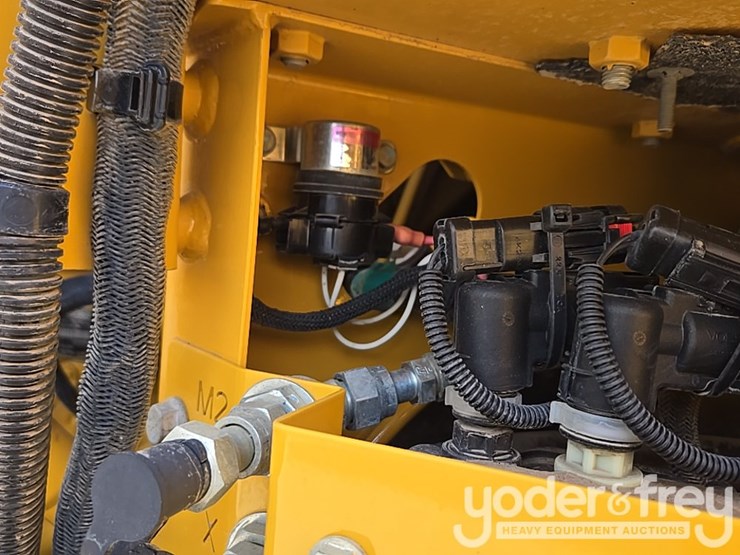 2017-deere-872g-image-107