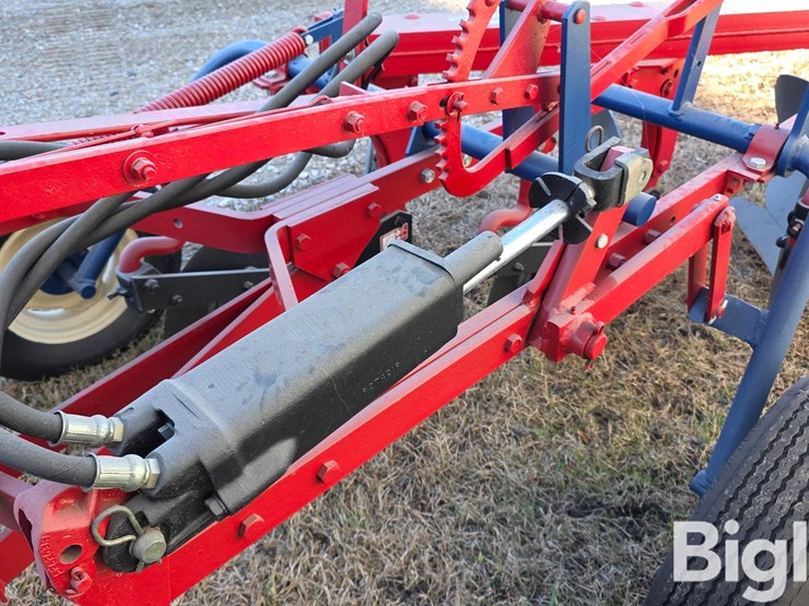 international-70-image-13