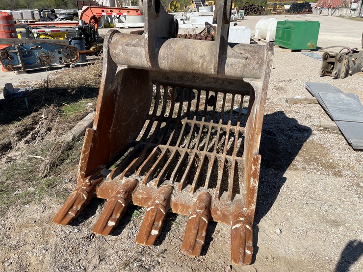 volvo-ec340d-image-2