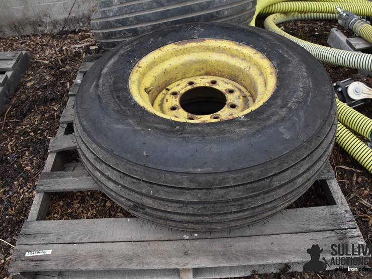 farm-implement-tires-image-3
