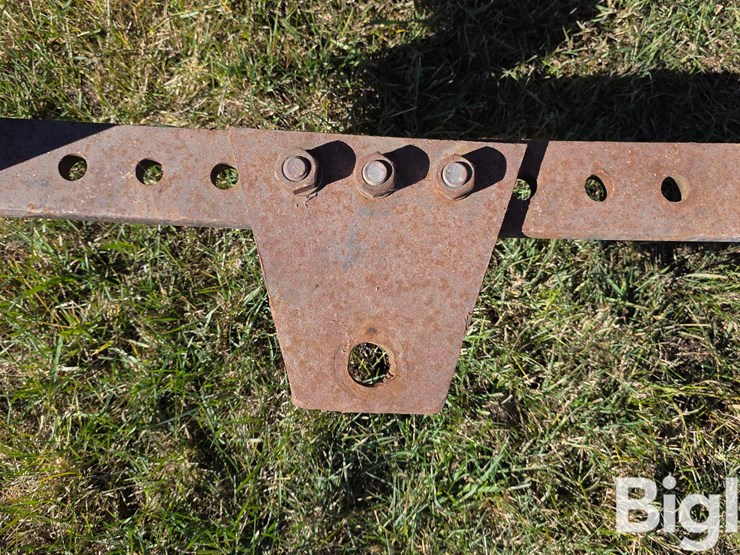 1959-farmall-560-diesel-2wd-tractor-image-10