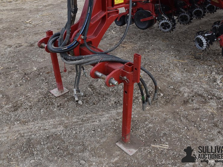 2018-case-ih-2150-image-9