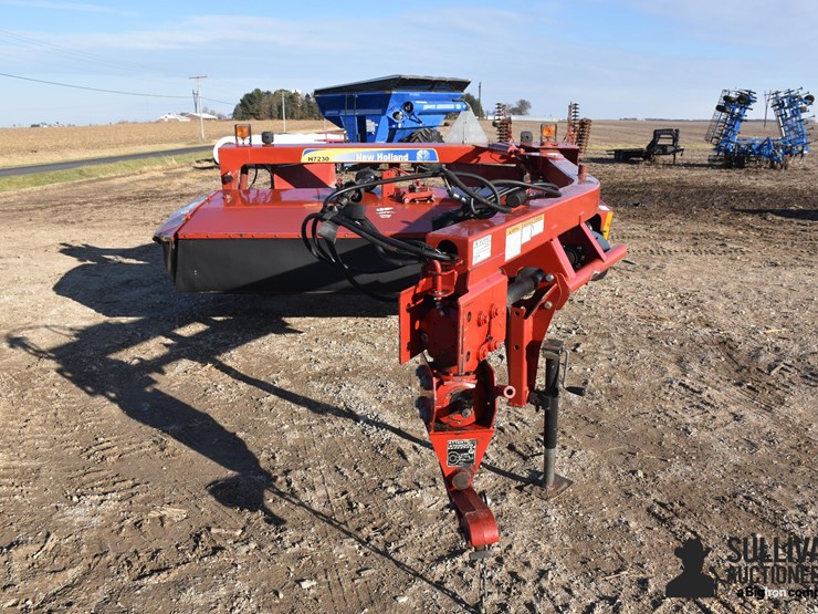 2013-new-holland-h7230-image-2