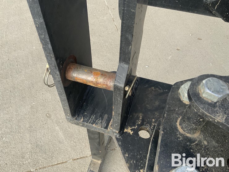 protracker-hydraulic-steering-hitch-image-12