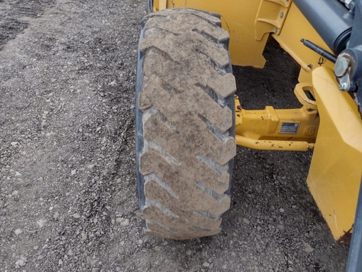 19-deere-310sl-image-23