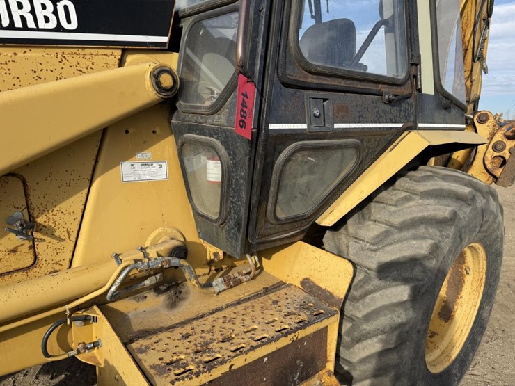 caterpillar-416b-image-13