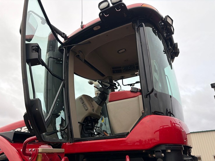 2012-case-ih-400-image-35