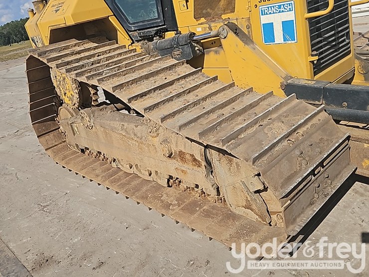 2017-caterpillar-d6n-image-13