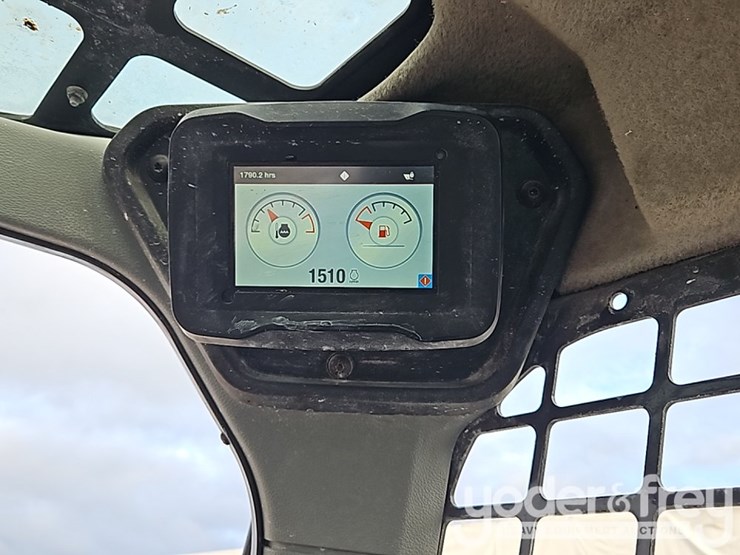 2021-bobcat-s76-image-26