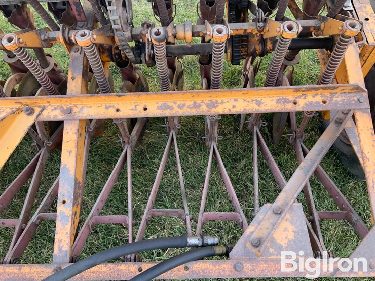 minneapolis-moline-p3-6-image-17