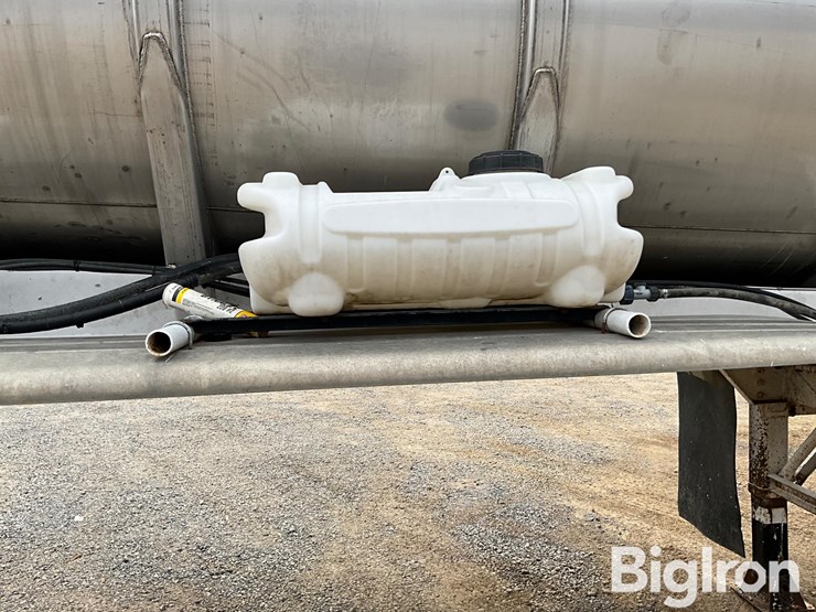 1987-sunshine-38f-t/a-stainless-steel-tanker-trailer-image-13