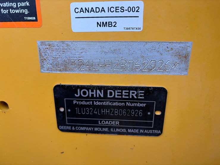 john-deere-324-image-56