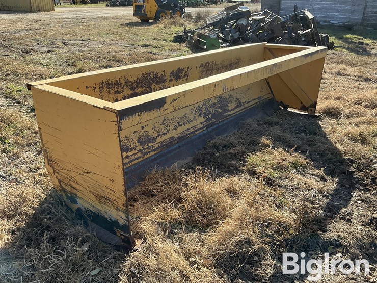 snow-blade-skid-steer-attachment-image-3