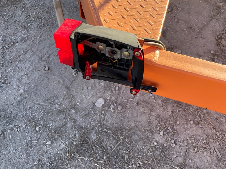 #6308-•-2018-vermac-message-board-(trailer-#37153)-(no-title)-image-8