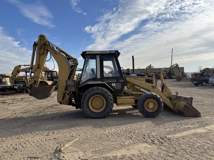 caterpillar-416b-image-6