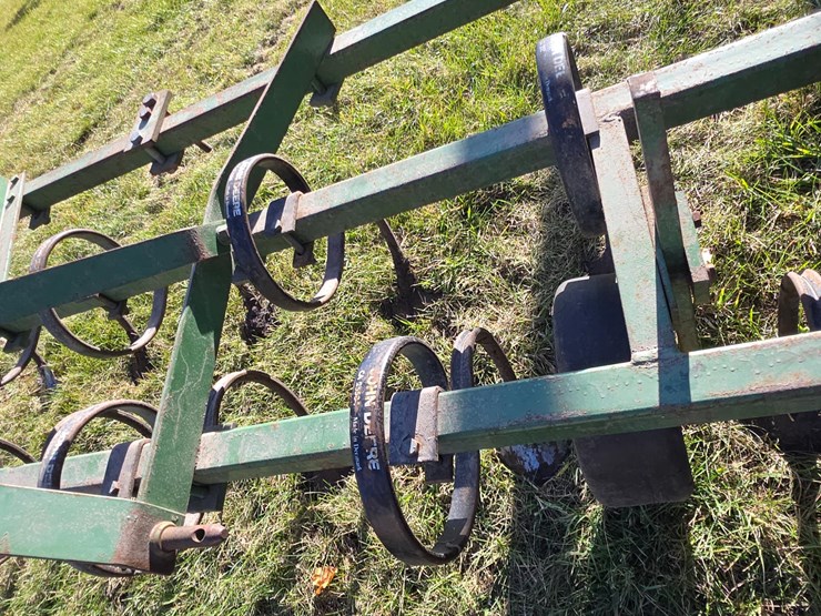 john-deere-f11-field-cultivator-image-12
