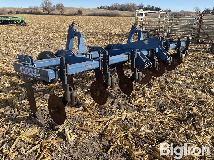 blu-jet-7-shank-sub-soil-tiller-image-3