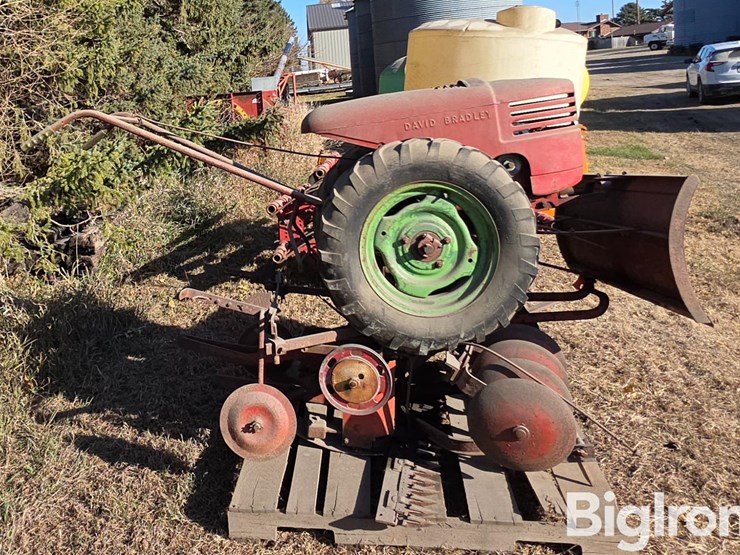 david-bradley-283-walk-behind-power-unit-w/attachments-image-4