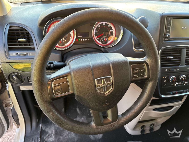 2018-dodge-grand-caravan-image-15