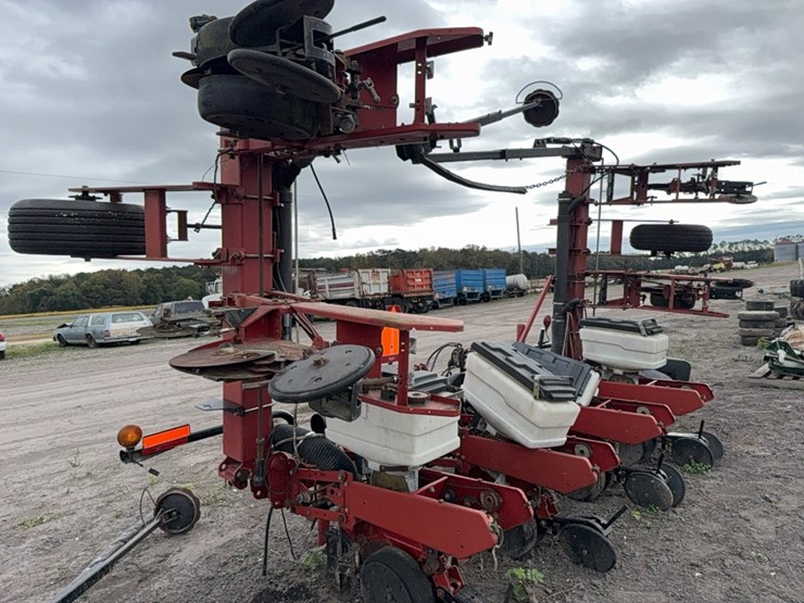 agco-white-8700-image-32