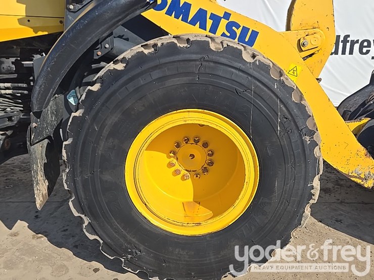 2018-komatsu-wa200-8-image-33