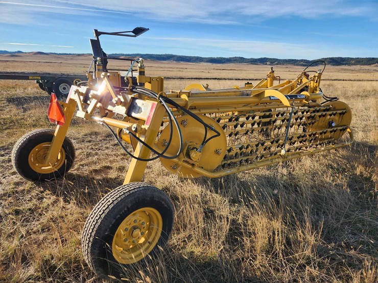 2020-vermeer-r2300-image-26