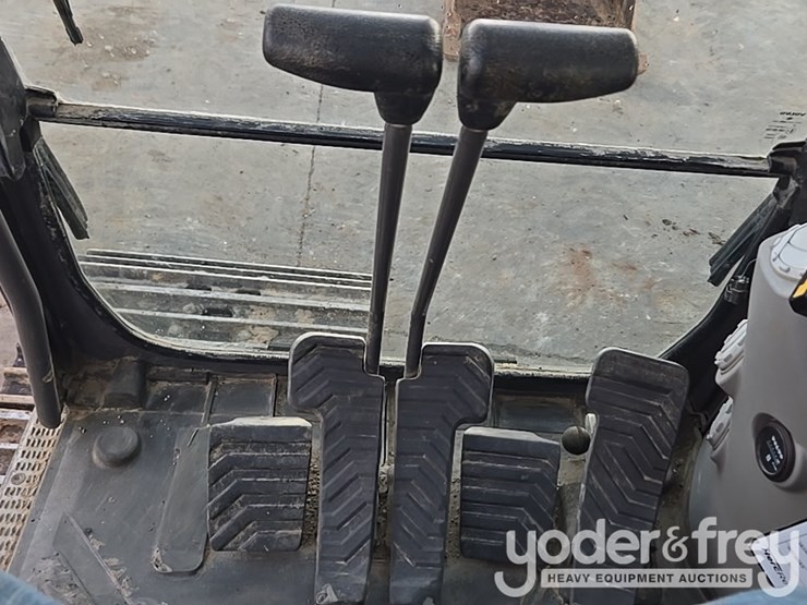 2019-volvo-ec200el-image-144