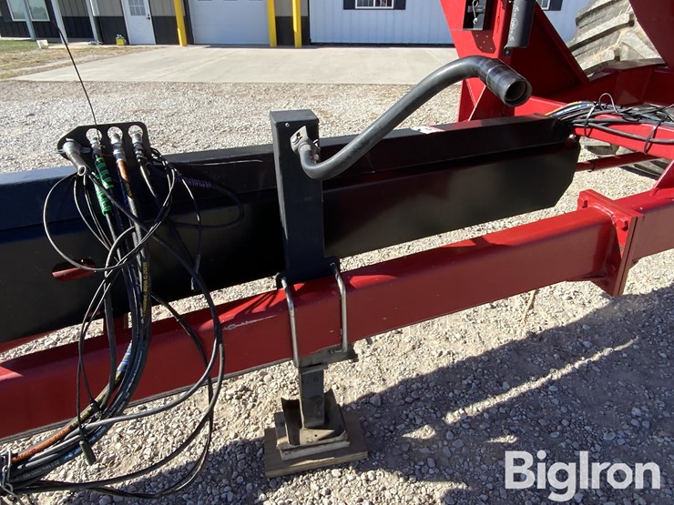 2015-j&m-1120-xtended-reach-grain-cart-image-14