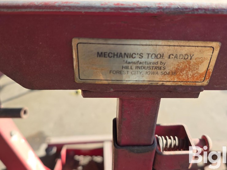 engine-stand-&-car-parts-image-18