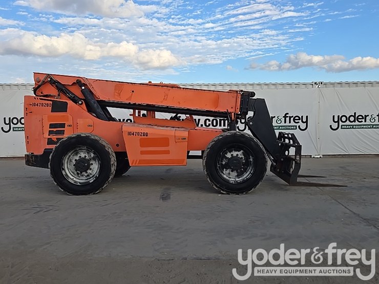 2016-sky-trak-8042-image-6