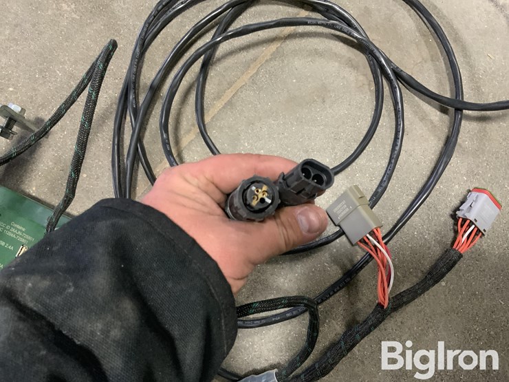 precision-planting-gen-2-20/20-monitor-w/switchbox-image-16