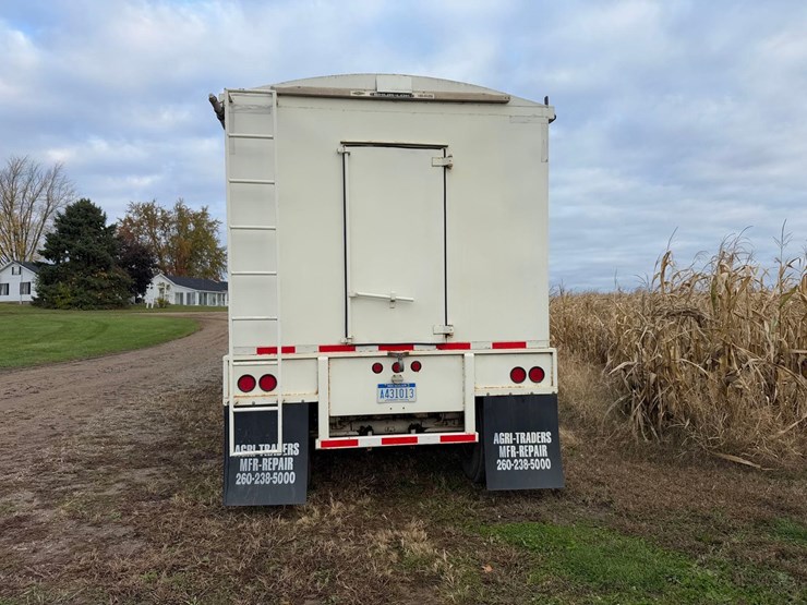 1996-agri-trader-32’-steel-hopper-bottom-trailer-image-3