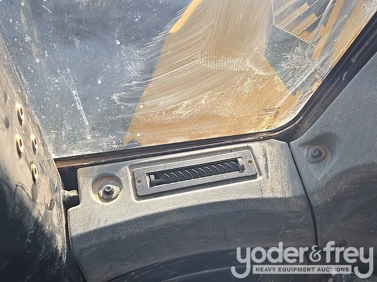 2016-caterpillar-950m-image-126