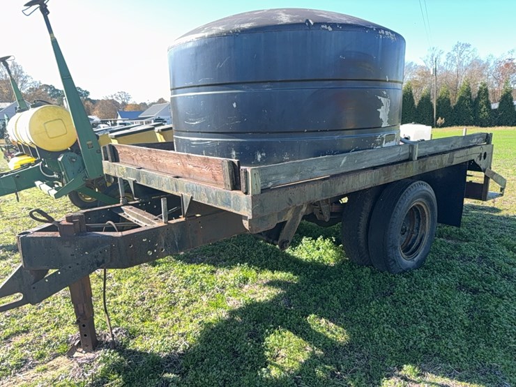 truck-body-with-hydraulic-cylinder,-still-in-place-with-poly-tank,-rinse-tank,-motor,-located-at-107-jernigan-swamp-rd.,-ahoskie,-nc-image-14