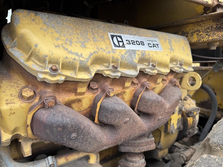 caterpillar-3208-image-28